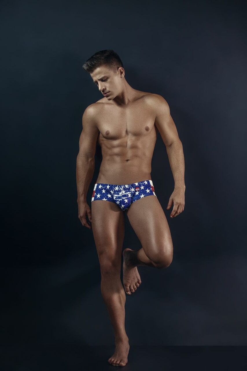 JCSTK - Mens USA Flag Anatomic Bikini Briefs